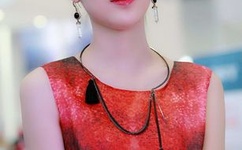 少妇和大狼拘作爱A片